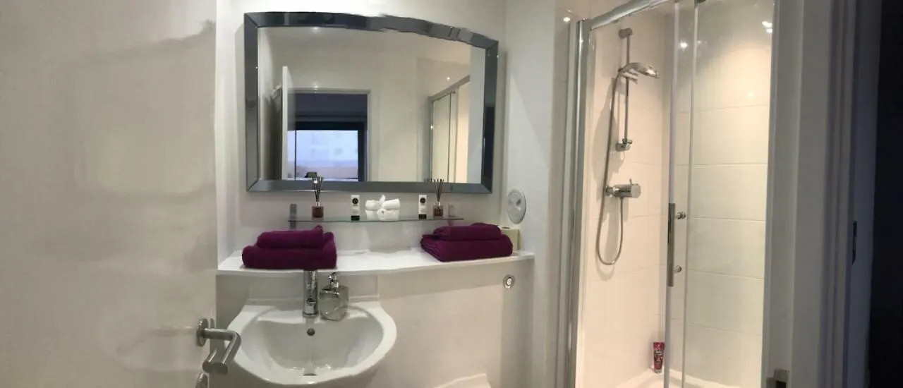Matysiak Apartment Edinburgh United Kingdom